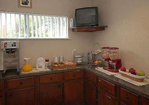 Econo Inn Lackland Afb-Seaworld San Antonio Ngoại thất bức ảnh